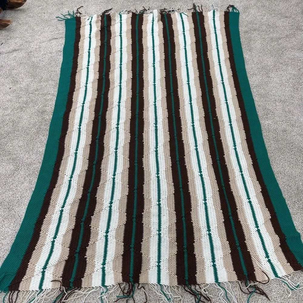 Handmade Afghan White Tan Green Brown Raised Diamond/Geometric Design Fringe 72